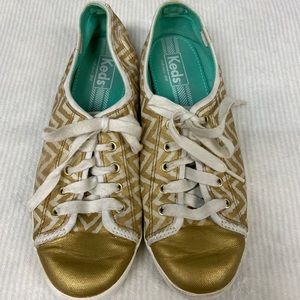 Ked’s Gold and Creme Zigzag Tennis Shoes size 8